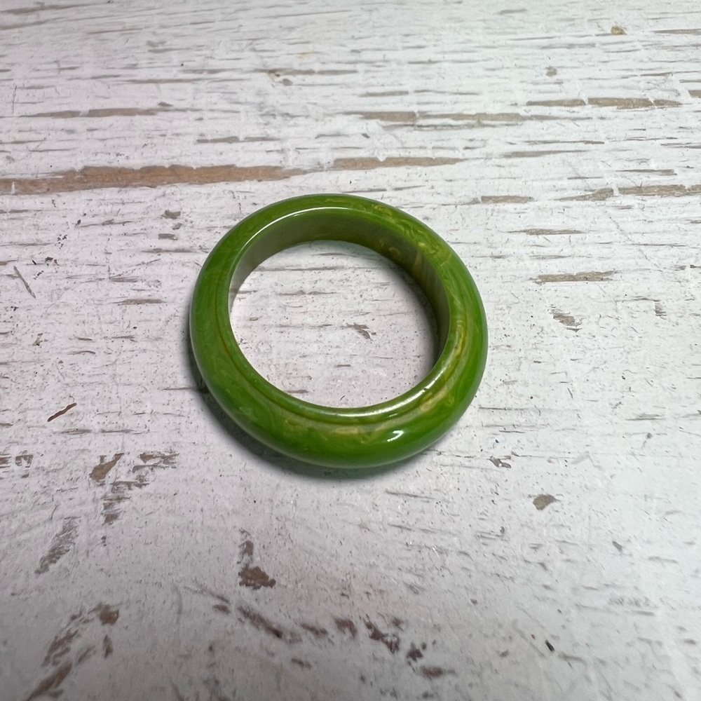 Vintage Green Bakelite Ring 5.5” B20 - Picture 3 of 3